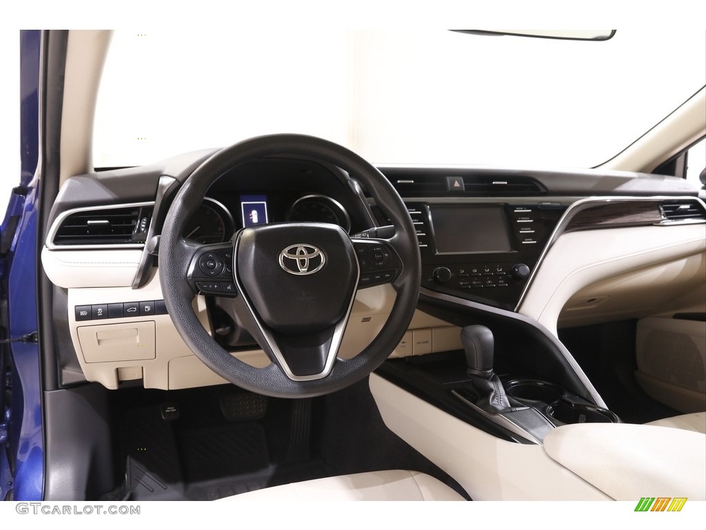2018 Camry LE - Blue Crush Metallic / Macadamia photo #6