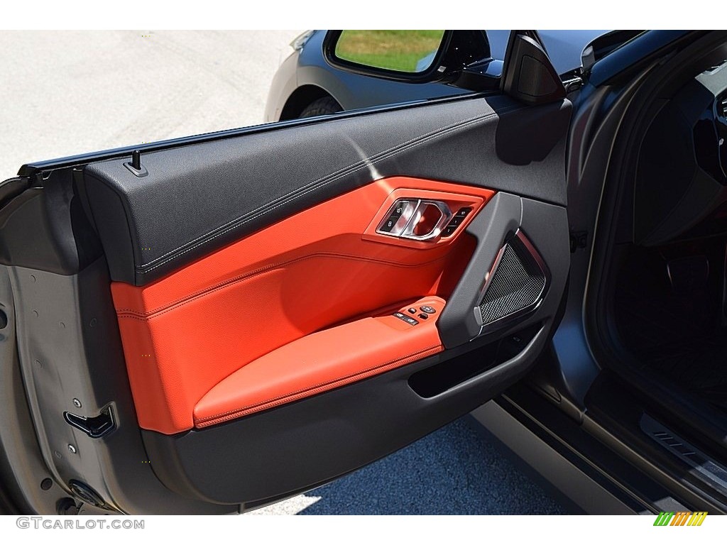 2021 BMW Z4 sDrive M40i Magma Red Door Panel Photo #142882372