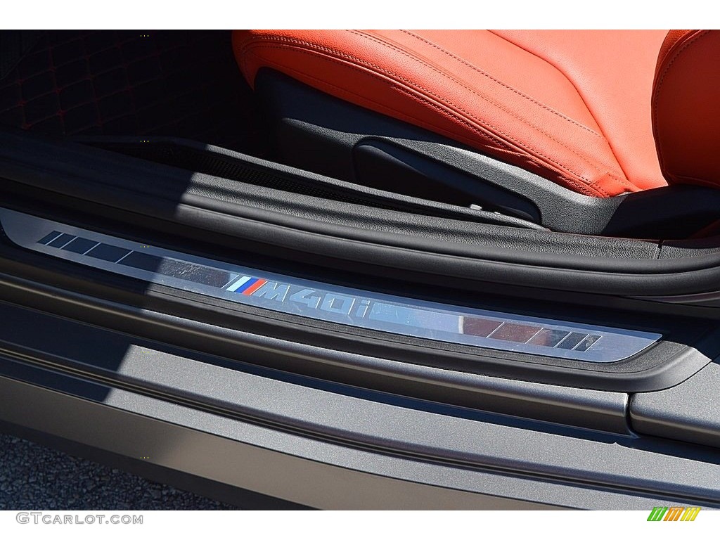 2021 Z4 sDrive M40i - Frozen Grey II Metallic / Magma Red photo #44