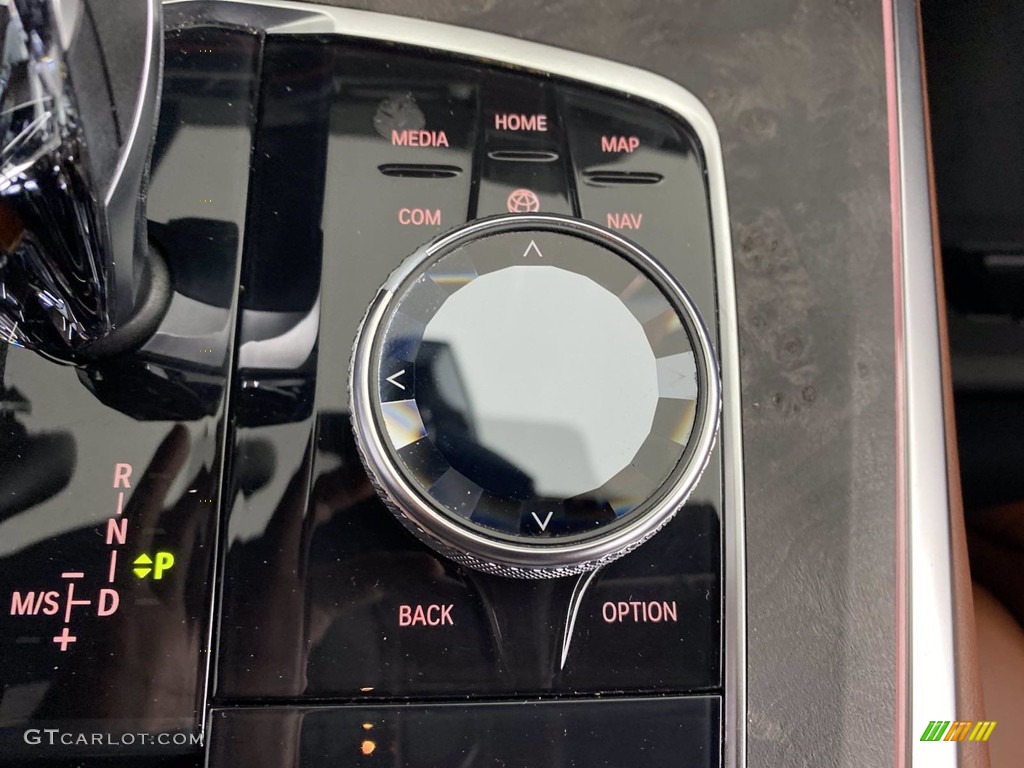 2019 BMW X5 xDrive50i Controls Photo #142882918