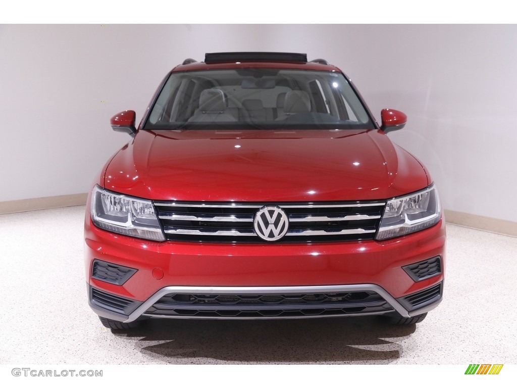 2019 Tiguan SE 4MOTION - Cardinal Red Metallic / Titan Black photo #2