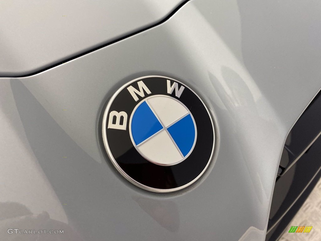 2022 BMW M3 Sedan Marks and Logos Photo #142888858