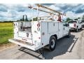 Oxford White - F350 Super Duty XL Regular Cab Chassis Utility Photo No. 4