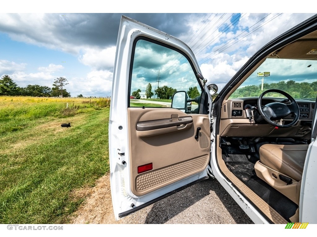 2002 Ford F350 Super Duty XL Regular Cab Chassis Utility Medium Parchment Door Panel Photo #142889659