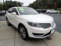 2018 White Platinum Metallic Tri-Coat Lincoln MKX Reserve AWD  photo #8