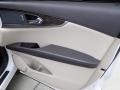 2018 White Platinum Metallic Tri-Coat Lincoln MKX Reserve AWD  photo #13