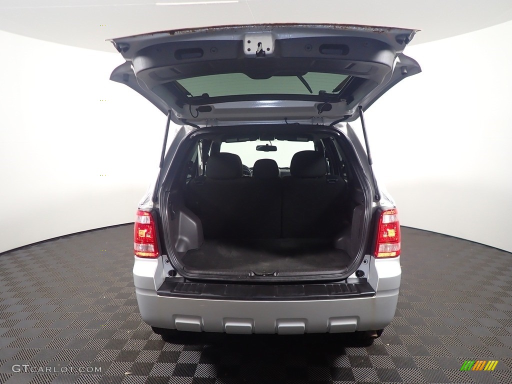 2012 Escape XLT V6 - Toreador Red Metallic / Charcoal Black photo #14