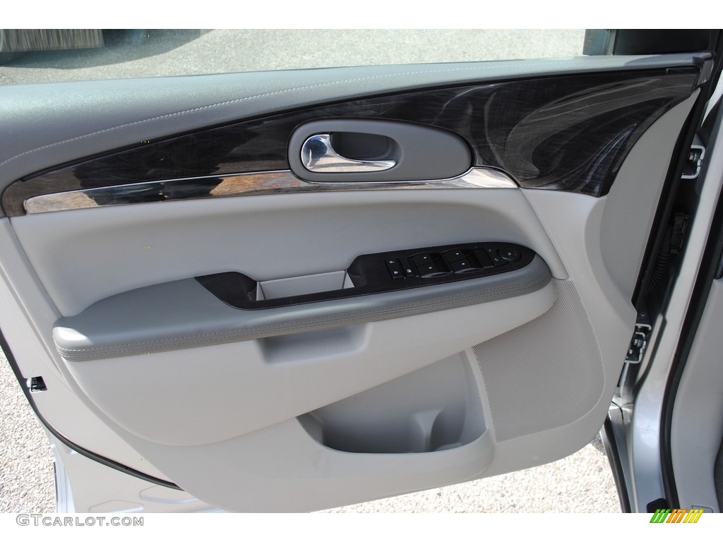 2015 Buick Enclave Convenience Light Titanium/Dark Titanium Door Panel Photo #142894654