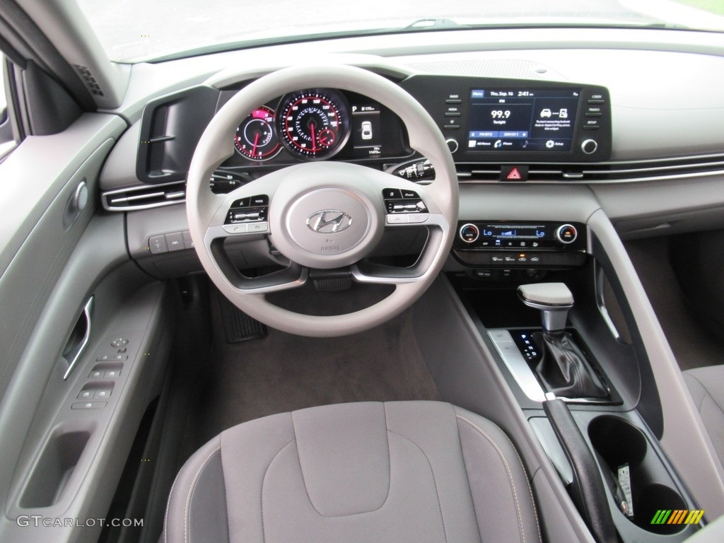 2021 Elantra SEL - Shimmering Silver Pearl / Medium Gray photo #15