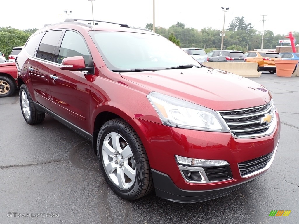 2017 Traverse LT AWD - Siren Red Tintcoat / Ebony photo #10