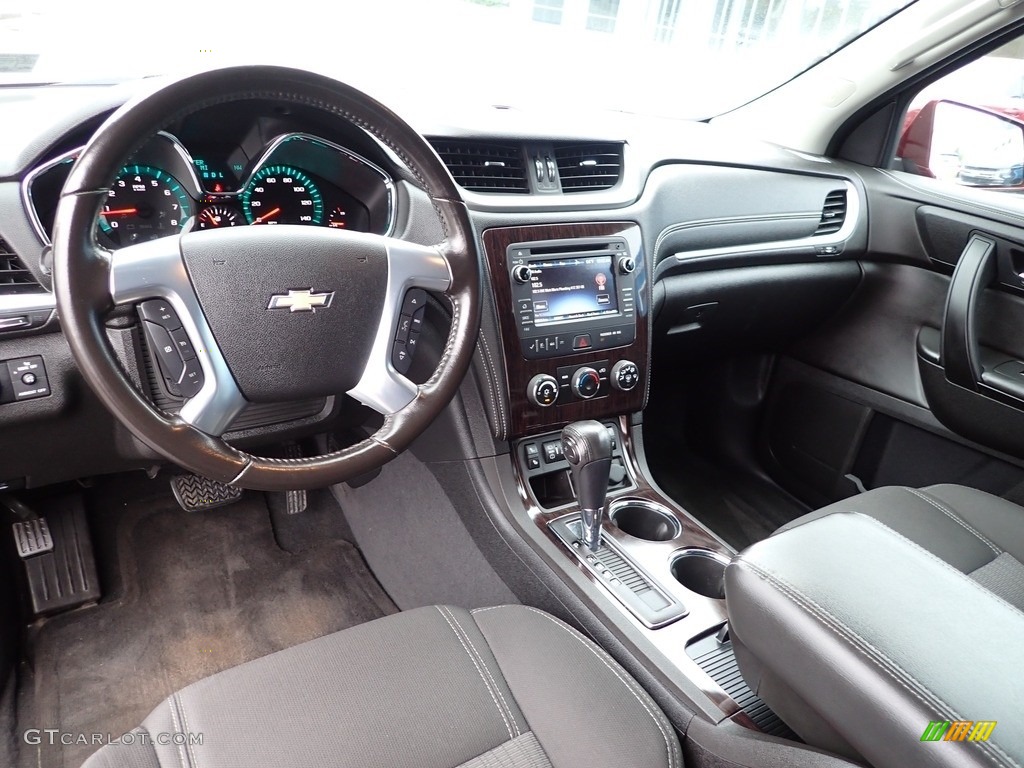 2017 Traverse LT AWD - Siren Red Tintcoat / Ebony photo #21