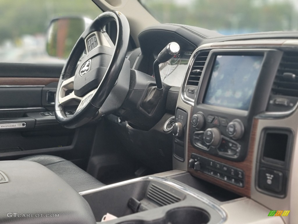 2018 3500 Laramie Mega Cab 4x4 - Bright Silver Metallic / Black photo #3