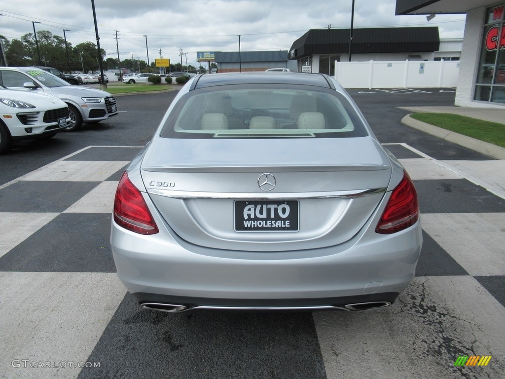 2018 C 300 Sedan - Diamond Silver Metallic / Silk Beige/Black photo #4