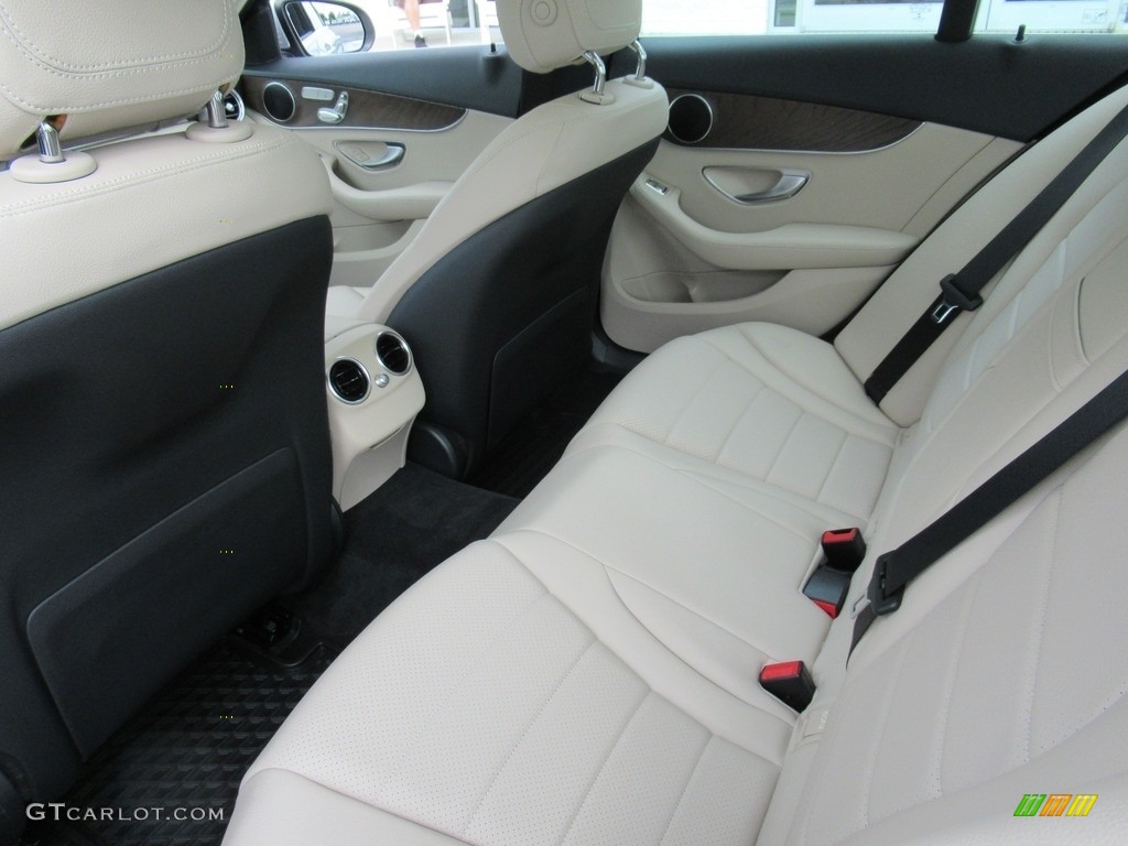 2018 C 300 Sedan - Diamond Silver Metallic / Silk Beige/Black photo #12