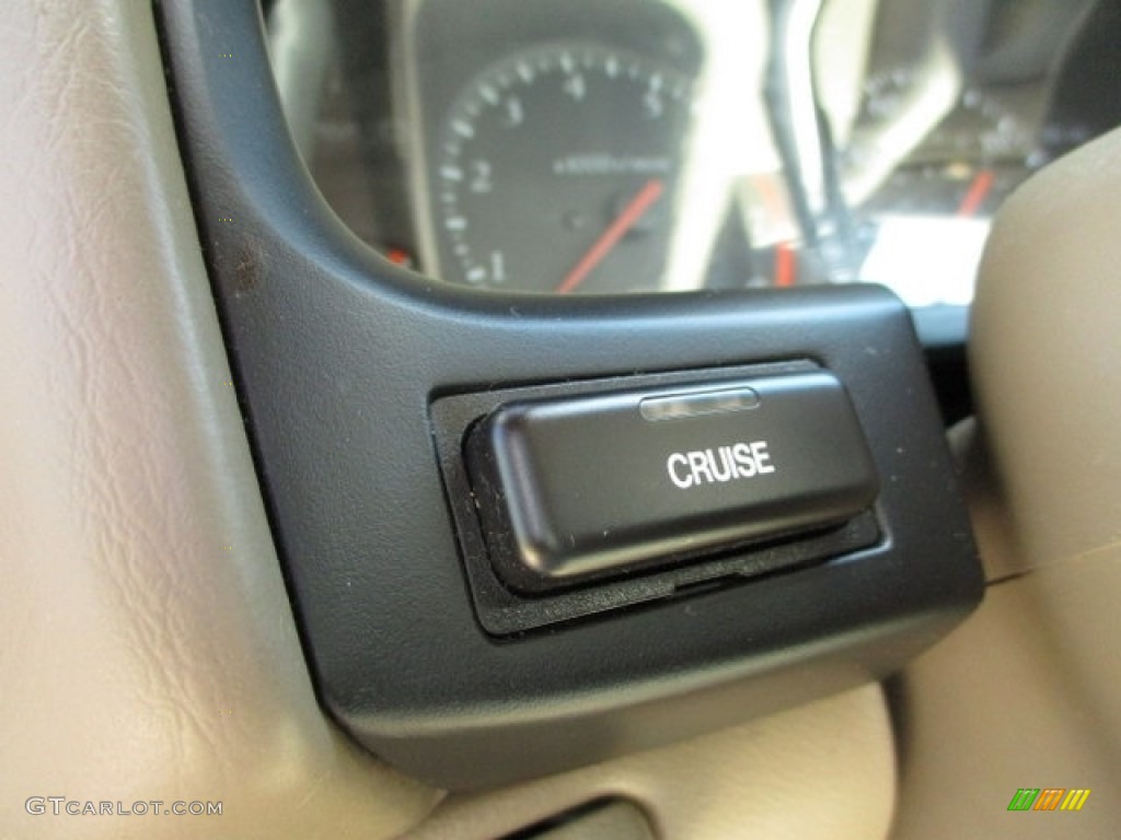 1998 Acura CL 2.3 Premium Controls Photo #142898056