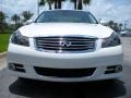 Moonlight White - M 35 Sedan Photo No. 3