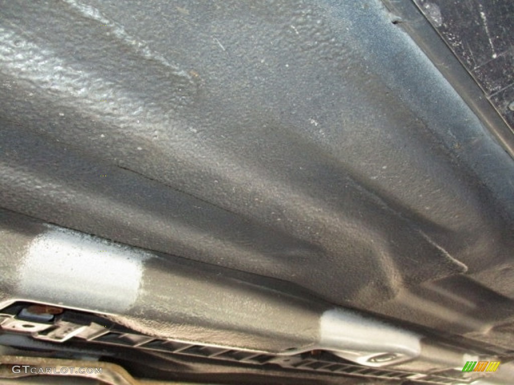 1998 Acura CL 2.3 Premium Undercarriage Photo #142898875