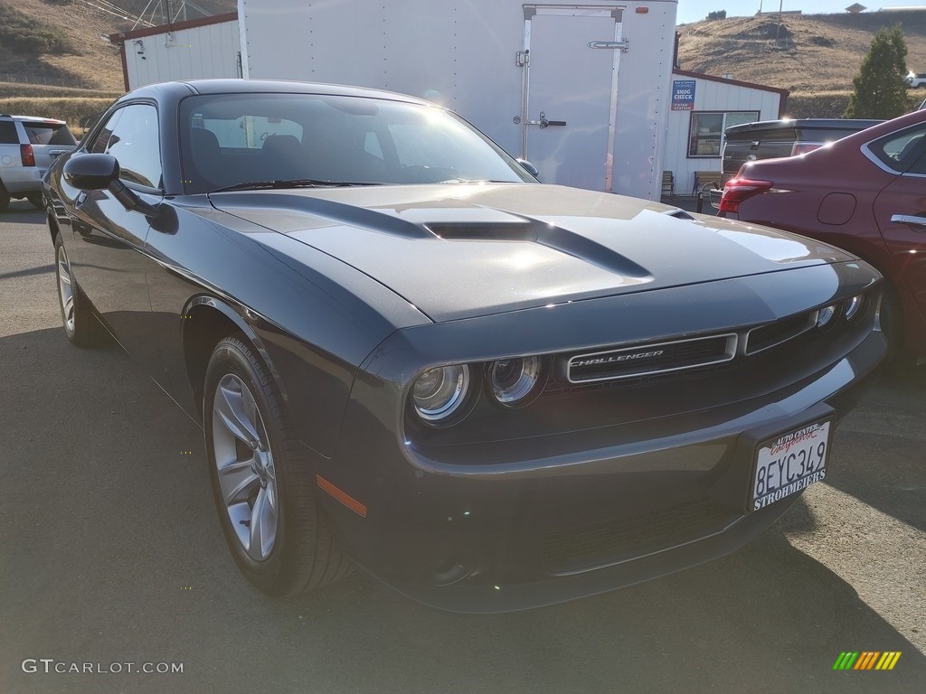 2018 Challenger SXT - Maximum Steel Metallic / Black photo #1