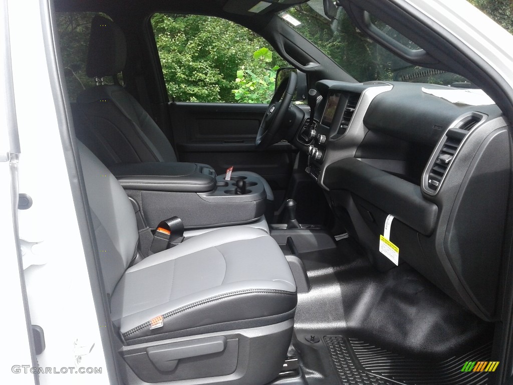 2022 Ram 3500 Tradesman Crew Cab 4x4 Front Seat Photos