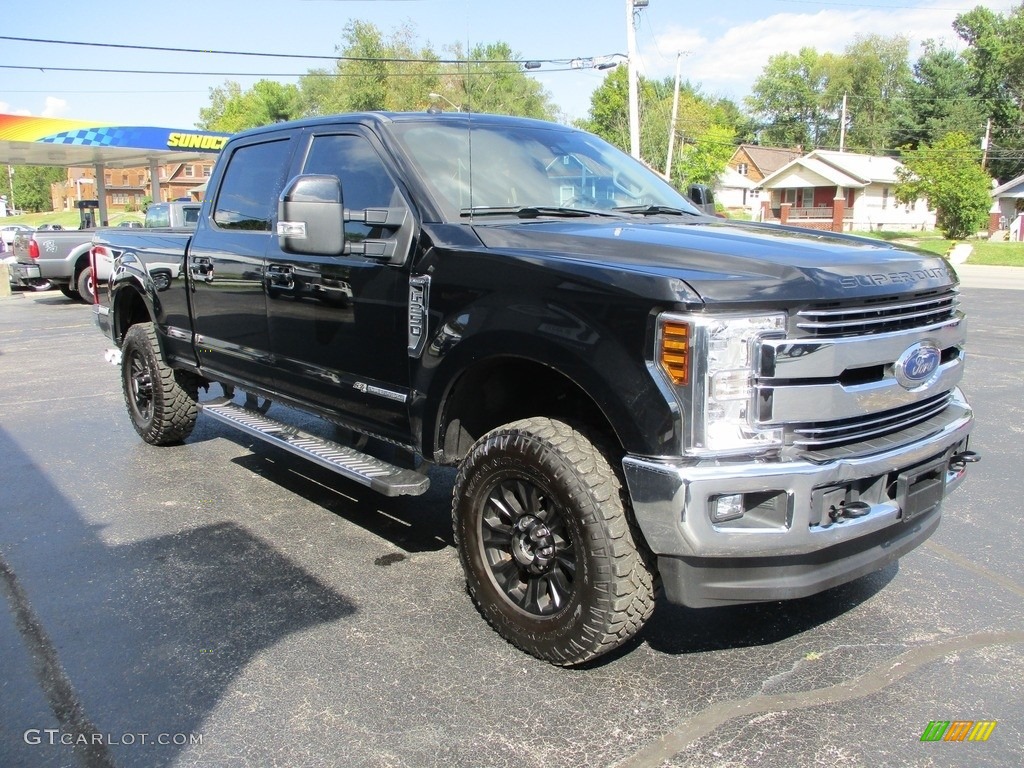 2018 F250 Super Duty Lariat Crew Cab 4x4 - Shadow Black / Black photo #5