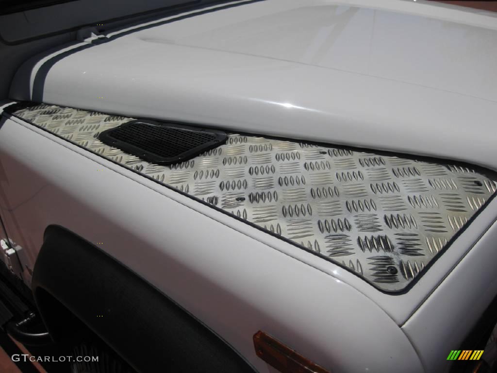 1997 Defender 90 Hard Top - Alpine White / Slate Grey photo #29