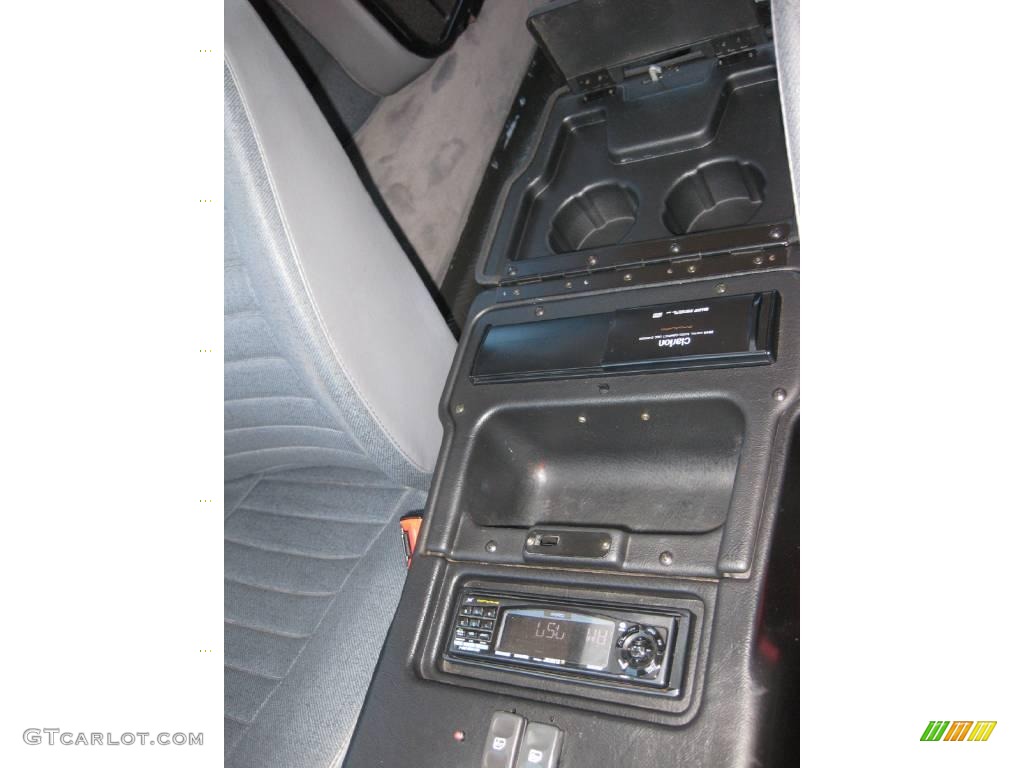 1997 Defender 90 Hard Top - Alpine White / Slate Grey photo #42