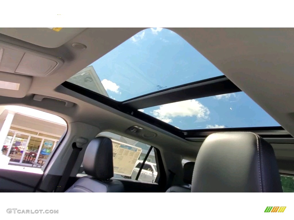 2021 Explorer XLT 4WD - Agate Black Metallic / Ebony photo #18