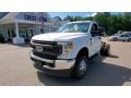 Oxford White - F350 Super Duty XL Regular Cab 4x4 Chassis Photo No. 3