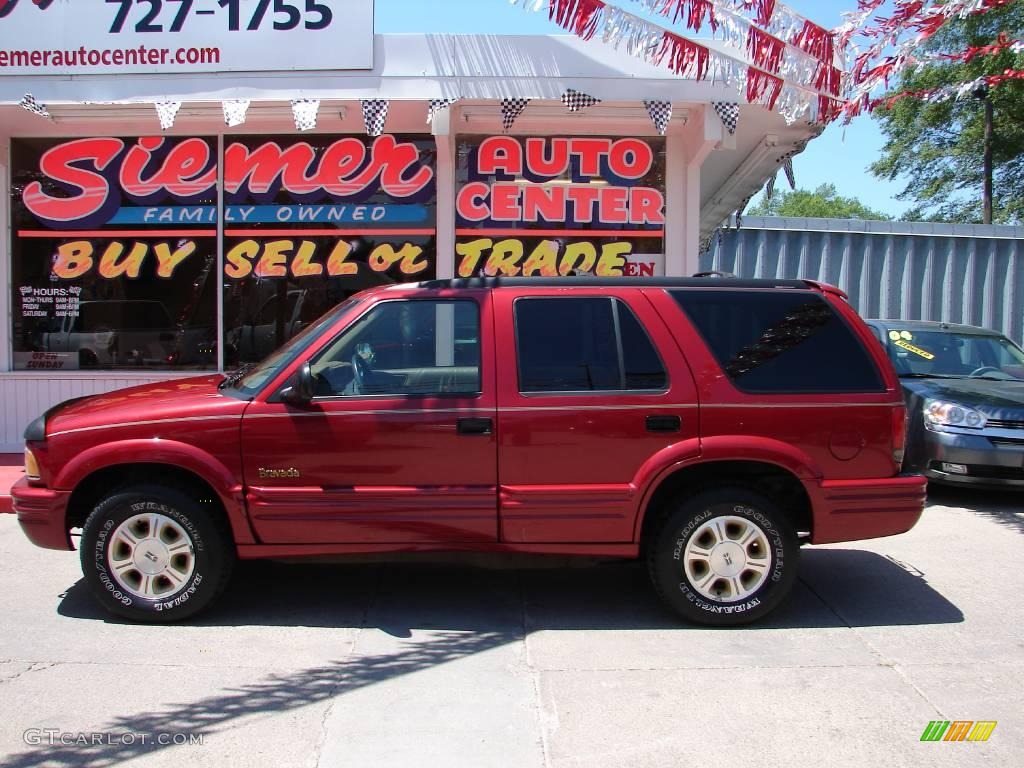 1996 Bravada AWD - Medium Red Metallic / Beige photo #1
