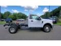 Oxford White - F350 Super Duty XL Regular Cab 4x4 Chassis Photo No. 8