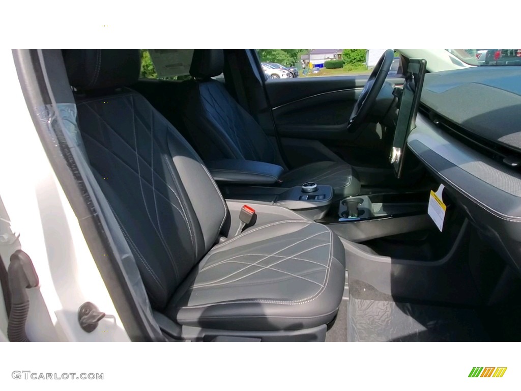 Black Onyx Interior 2021 Ford Mustang Mach-E Select eAWD Photo #142905418
