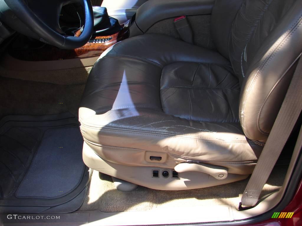 1996 Bravada AWD - Medium Red Metallic / Beige photo #26