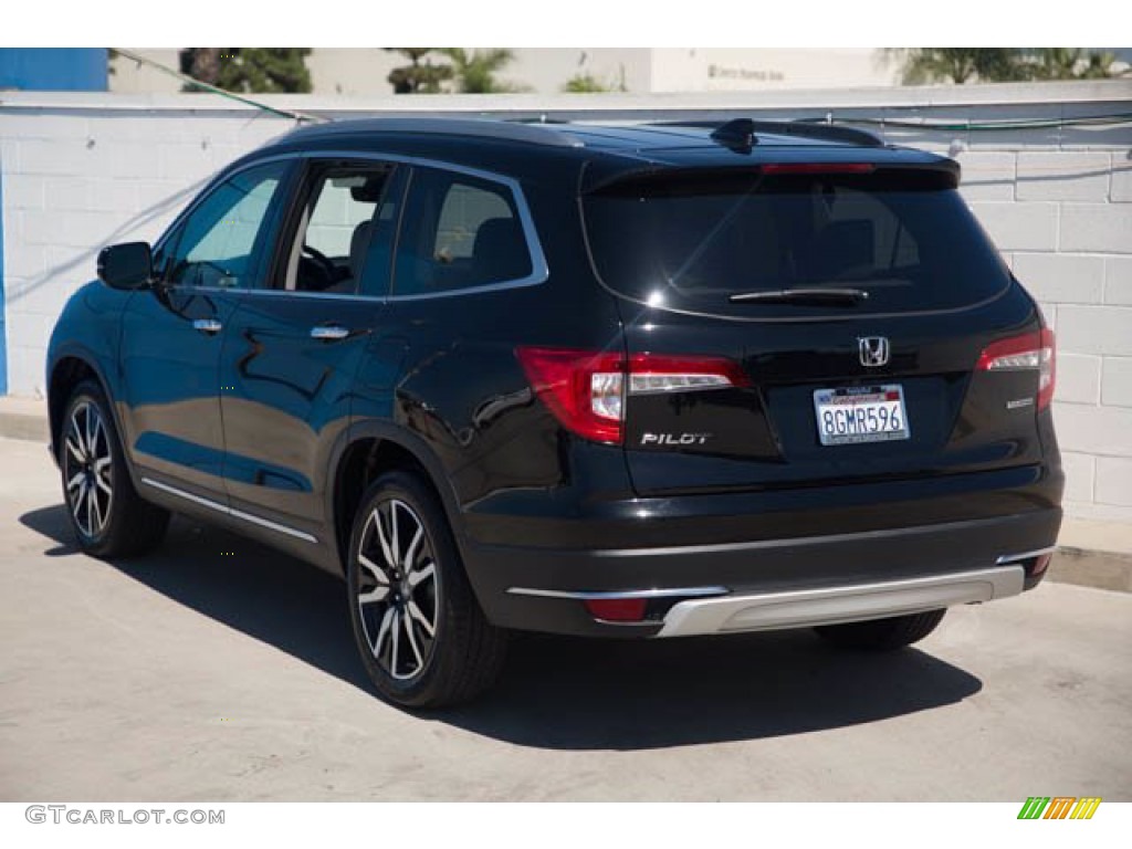 2019 Pilot Touring - Crystal Black Pearl / Beige photo #2