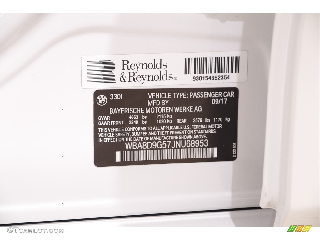 2018 3 Series 330i xDrive Sedan - Mineral White Metallic / Black photo #20