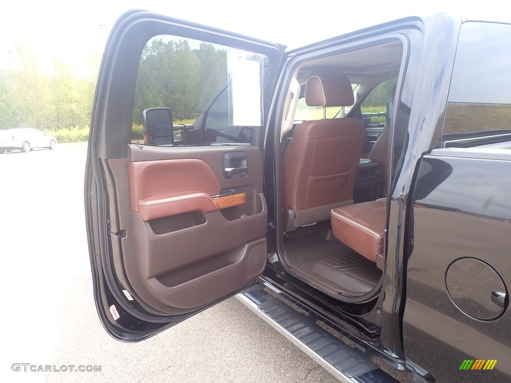 2018 Chevrolet Silverado 3500HD High Country Crew Cab 4x4 High Country Saddle Door Panel Photo #142916647