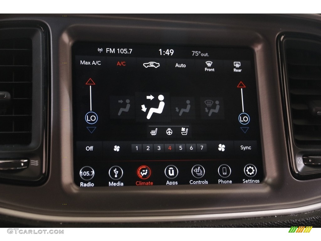 2019 Dodge Challenger SXT AWD Controls Photo #142917322