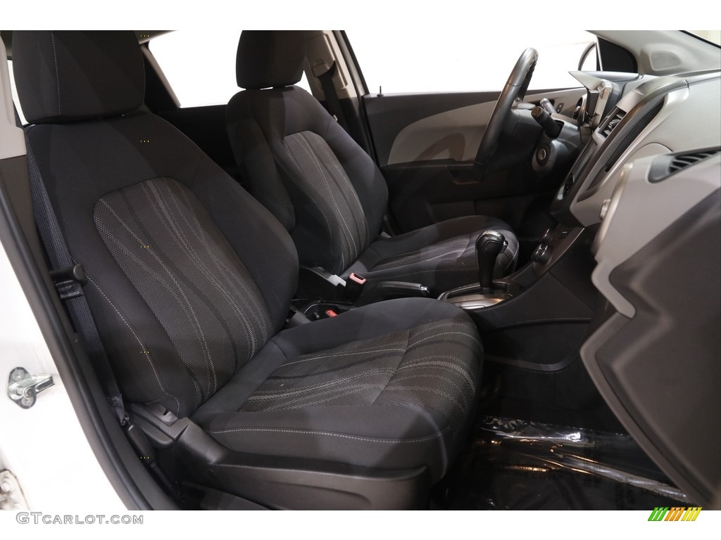 Jet Black/Dark Titanium Interior 2016 Chevrolet Sonic LT Hatchback Photo #142920303