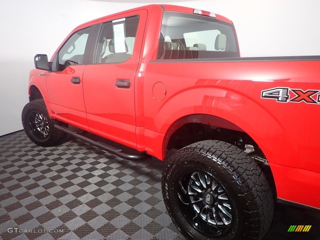 2019 F150 XL SuperCrew 4x4 - Race Red / Earth Gray photo #17