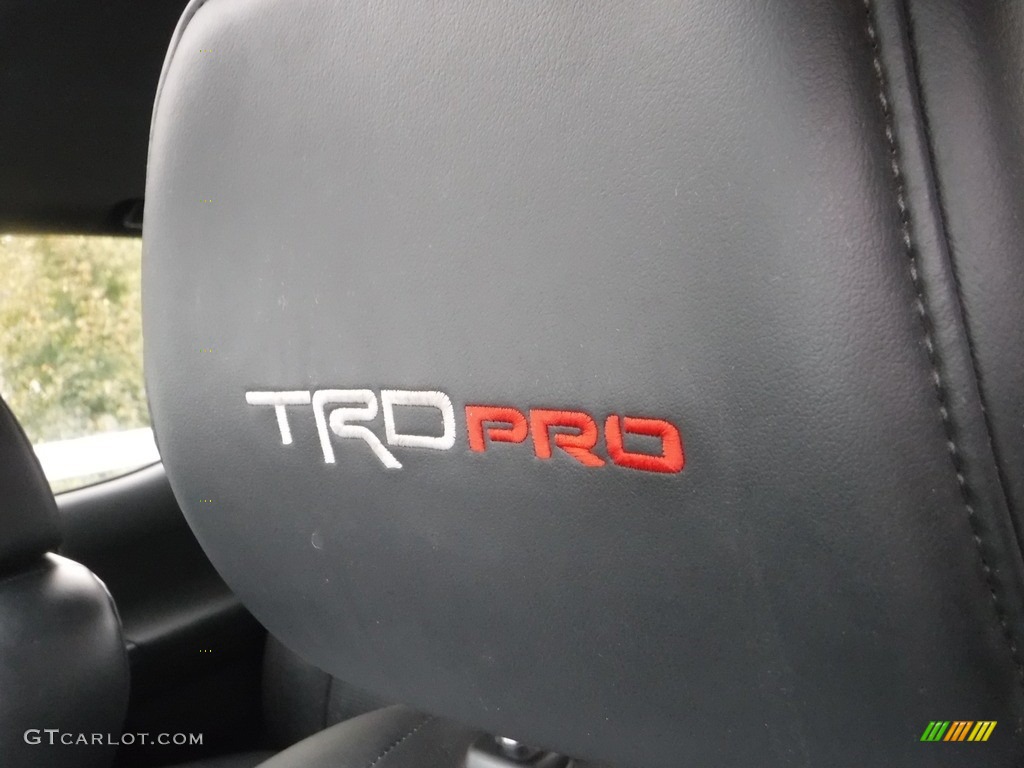 2019 Toyota Tacoma TRD Pro Double Cab 4x4 Marks and Logos Photos
