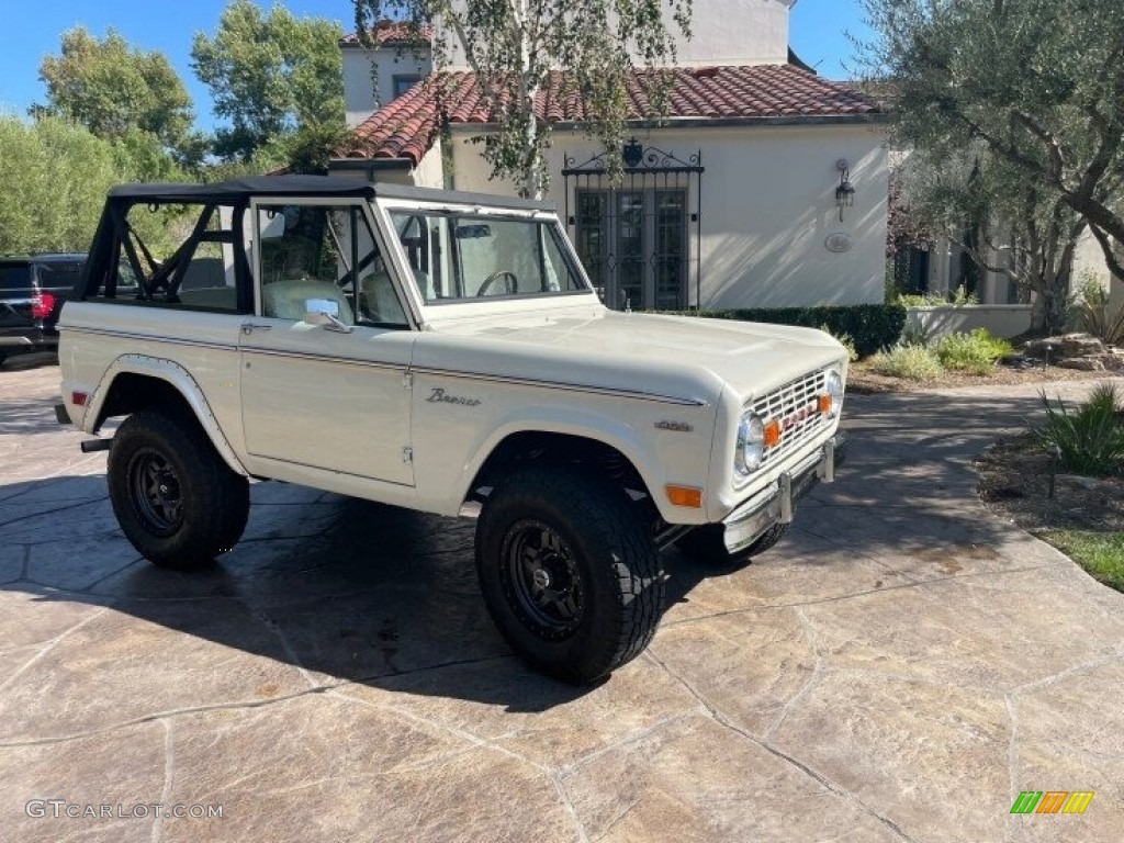 Wimbledon White 1969 Ford Bronco Sport Wagon Exterior Photo #142923838