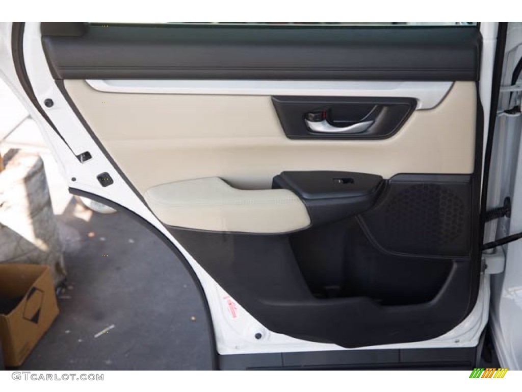 2019 CR-V LX - Platinum White Pearl / Gray photo #30