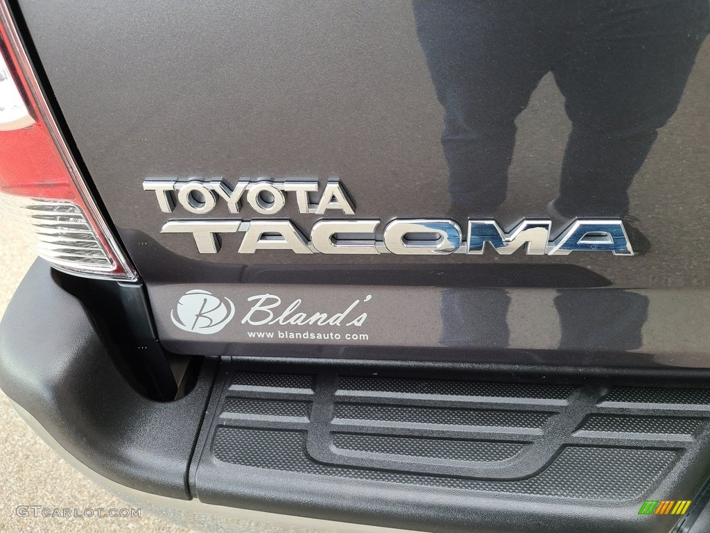 2015 Tacoma PreRunner Access Cab - Magnetic Gray Metallic / Graphite photo #32