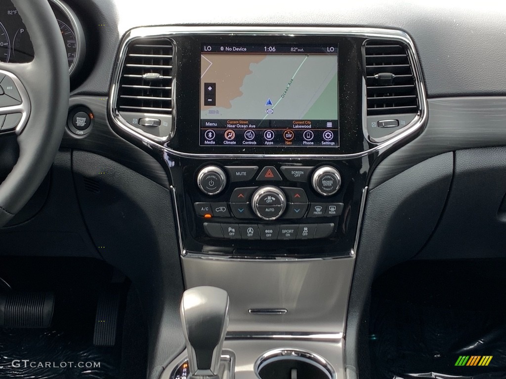 2021 Jeep Grand Cherokee Laredo 4x4 Controls Photos