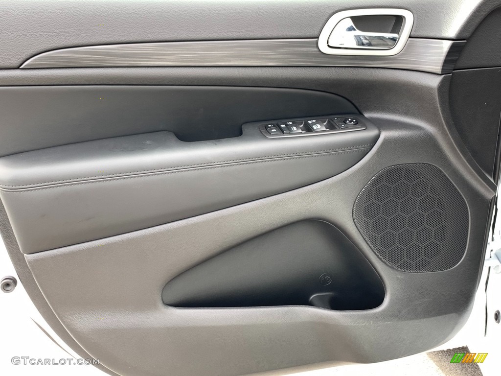 2021 Jeep Grand Cherokee Laredo 4x4 Door Panel Photos