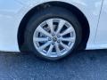 Super White - Camry LE Photo No. 43