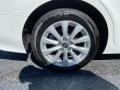 Super White - Camry LE Photo No. 45