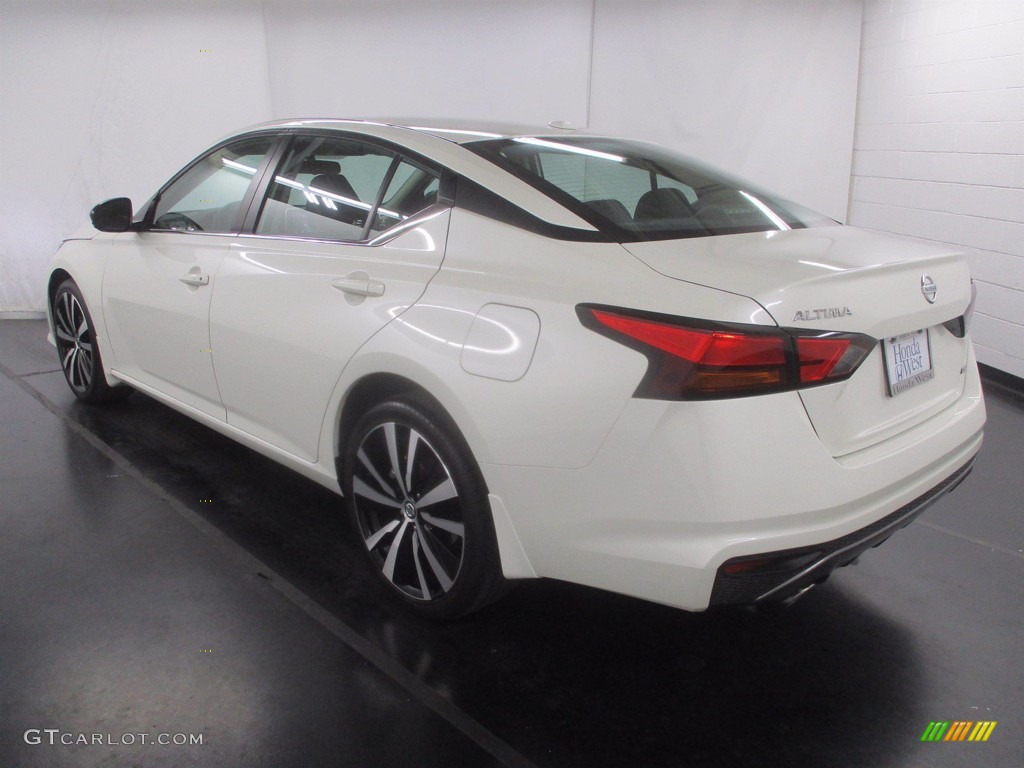2019 Altima SR AWD - Pearl White / Charcoal photo #5