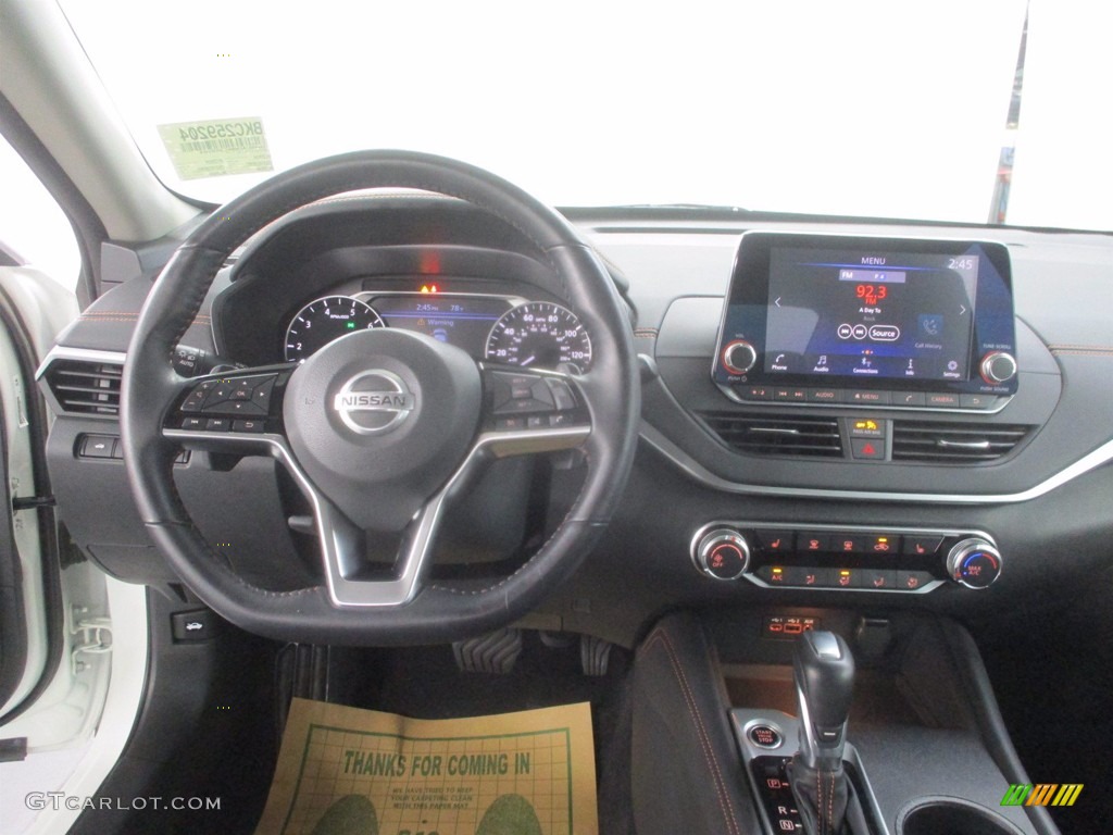 2019 Altima SR AWD - Pearl White / Charcoal photo #16
