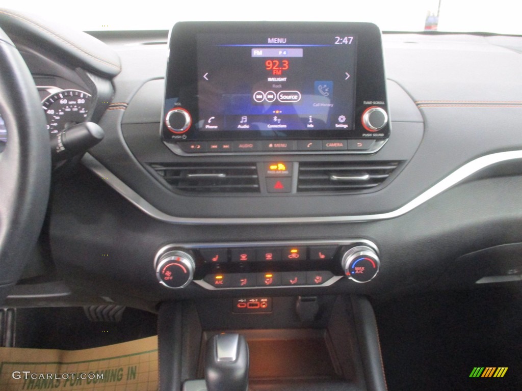 2019 Altima SR AWD - Pearl White / Charcoal photo #21