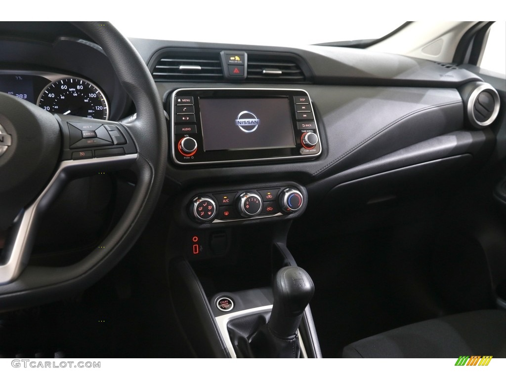2020 Versa S - Brilliant Silver Metallic / Charcoal photo #9